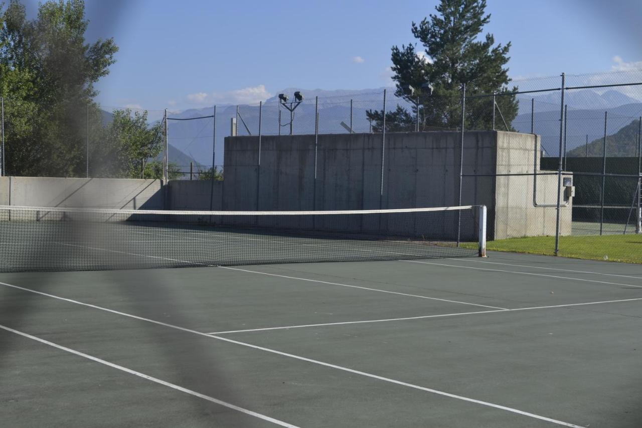 Apartamento Las Margas Golf Pirineo Aragones Sabiñánigo Esterno foto