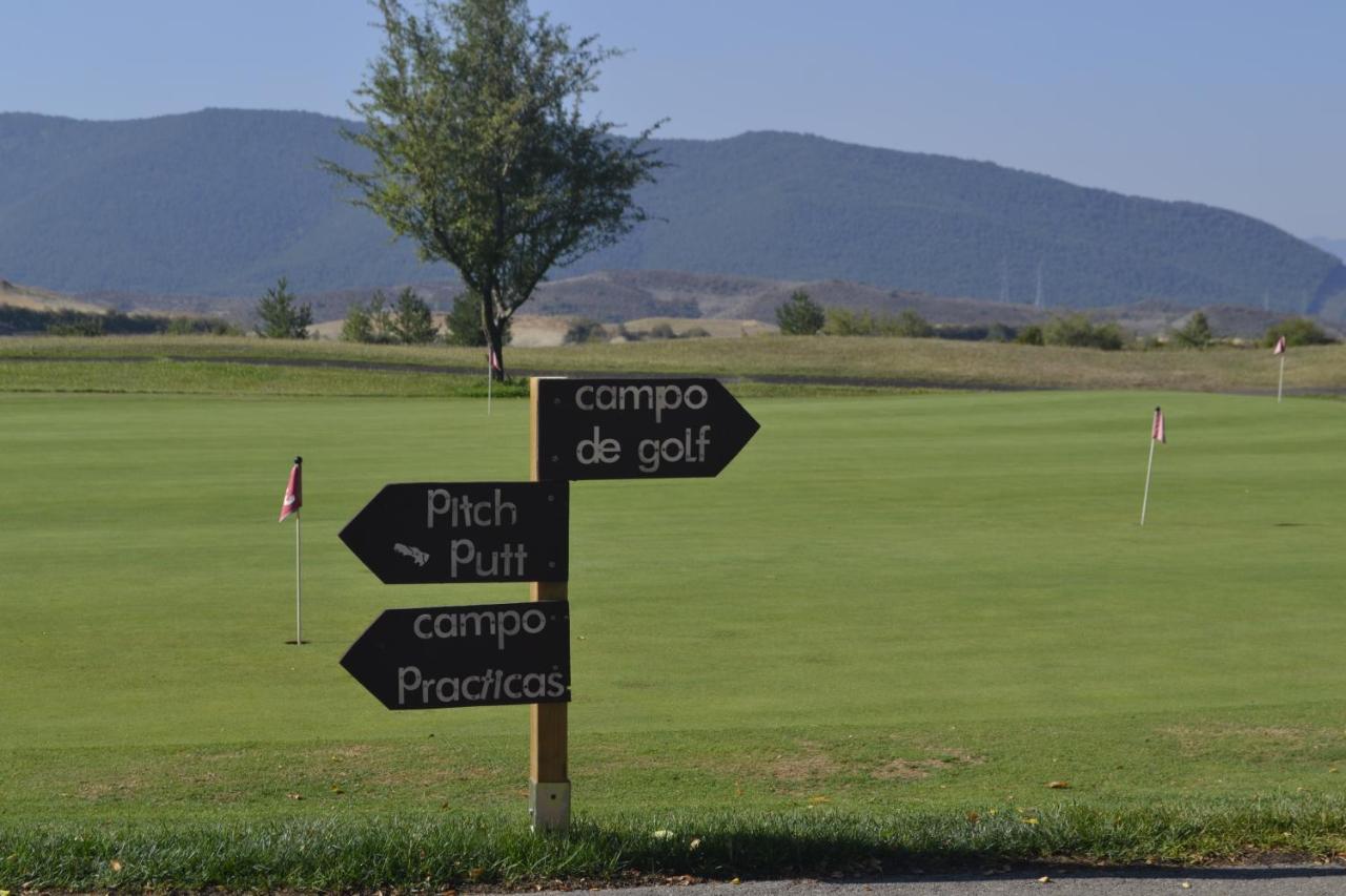Apartamento Las Margas Golf Pirineo Aragones Sabiñánigo Esterno foto