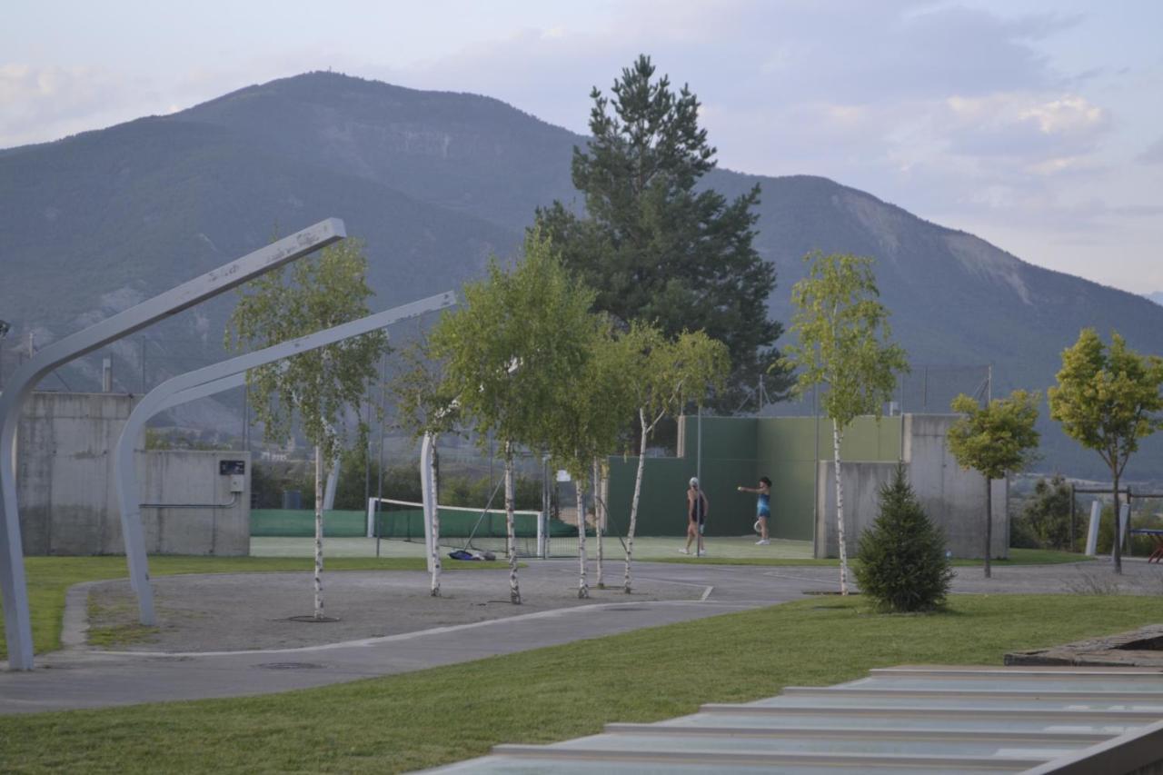 Apartamento Las Margas Golf Pirineo Aragones Sabiñánigo Esterno foto